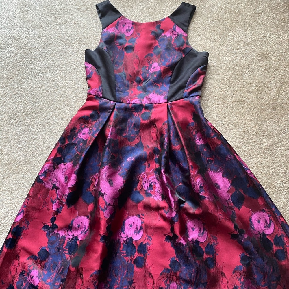 Ivanka Trump sleeveless dress